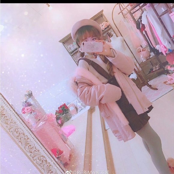 Women's Pink Fur-Trimmed Jacket M - Picture 3 of 8